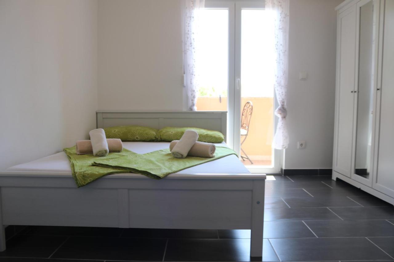 Apartment Matic Vrsi Eksteriør bilde